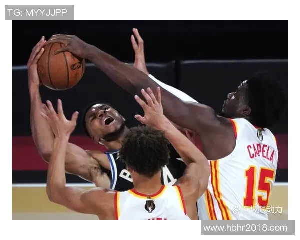 雄鹿与老鹰激战正酣NBA季后赛精彩对决引发球迷热议